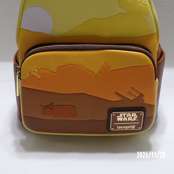New with tags Disney Loungefly Star Wars Jakku Backpack #4026 main image 6